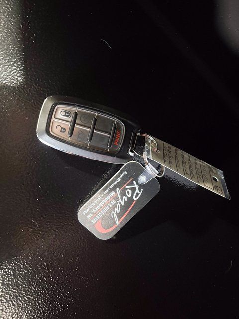 2024 Chrysler Pacifica Limited - Photo 36