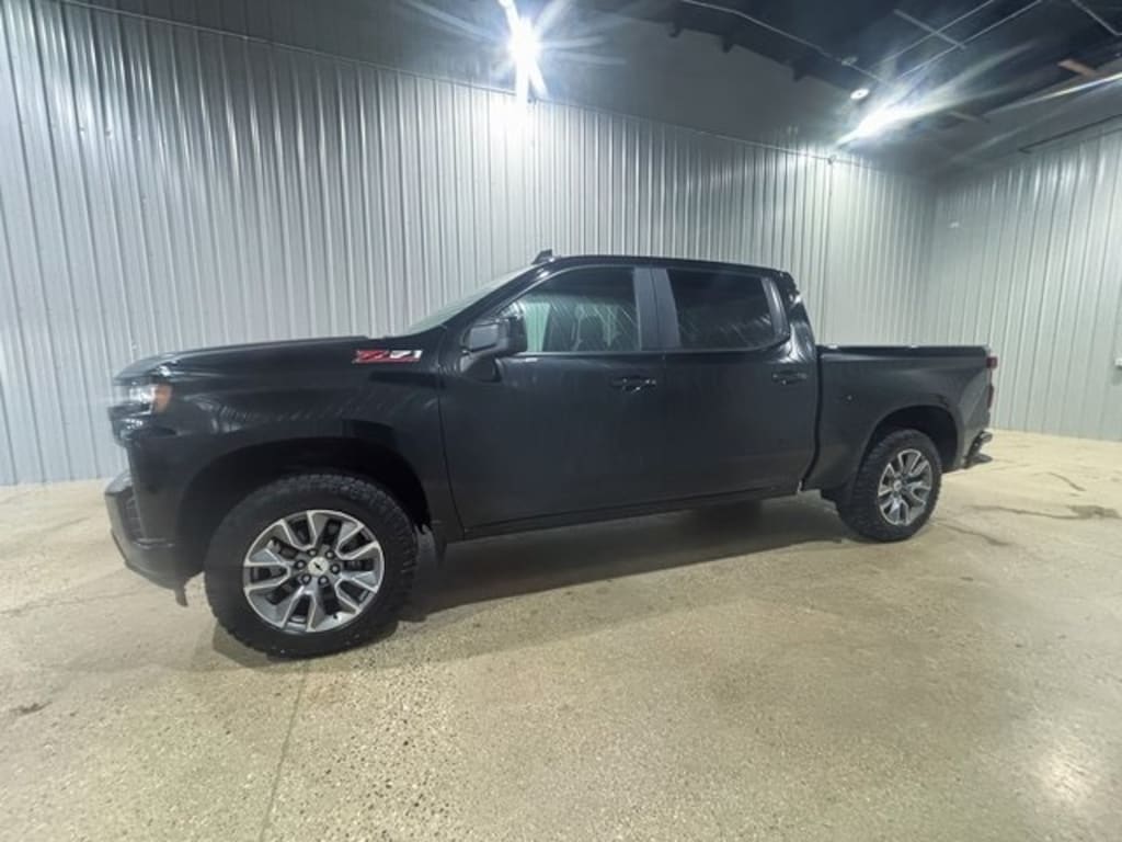 Used 2021 Chevrolet Silverado 1500 RST Truck