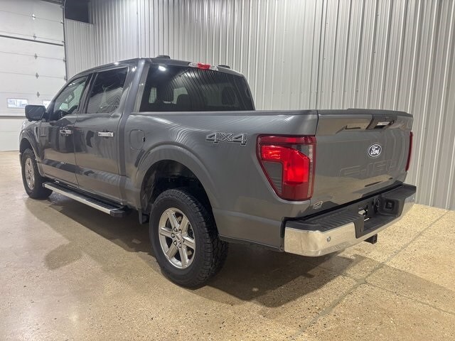 2024 Ford F-150 XLT photo 2