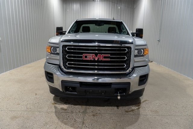 Used 2015 GMC Sierra 3500 SLE with VIN 1GT322CG7FZ529431 for sale in Middlebury, IN