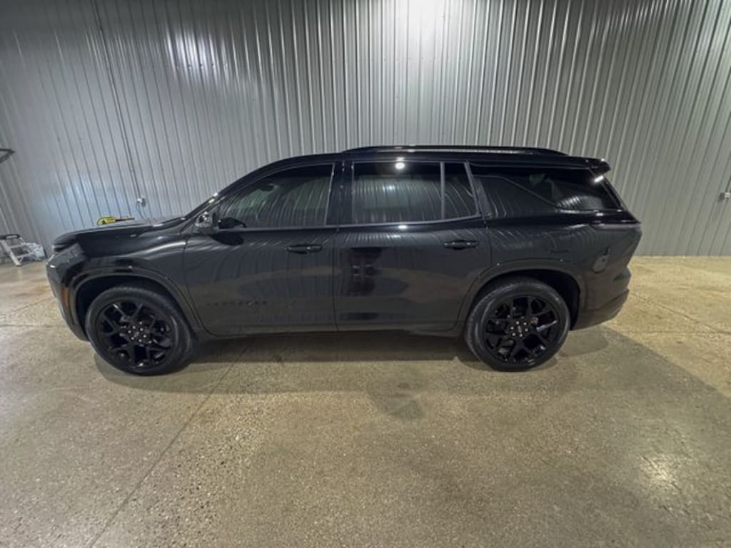 Used 2024 Chevrolet Traverse RS SUV