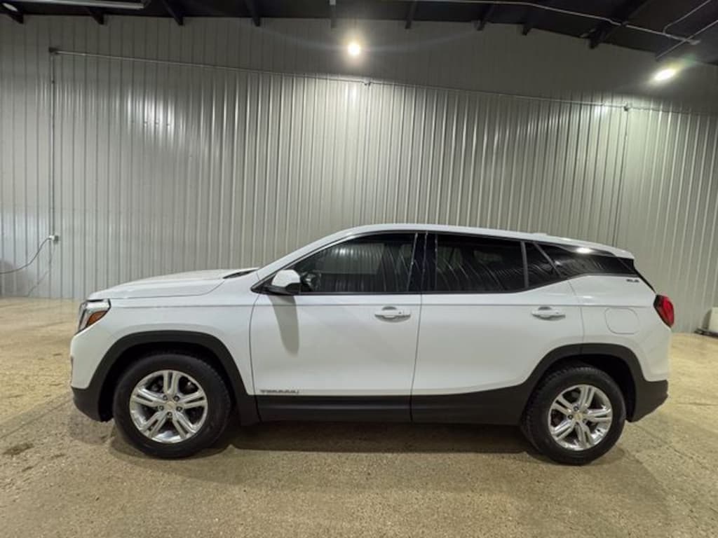 Used 2019 GMC Terrain SLE SUV