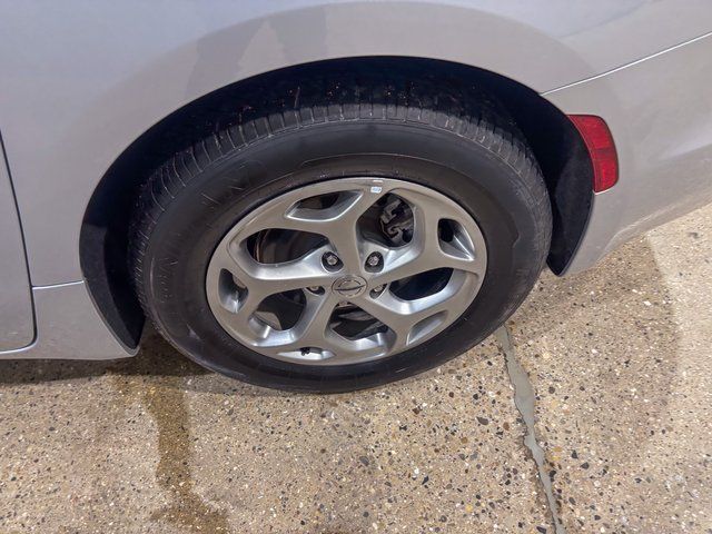 2024 Chrysler Pacifica Limited - Photo 35