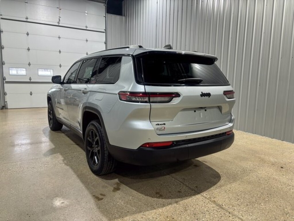Used 2024 Jeep Grand Cherokee L Altitude SUV