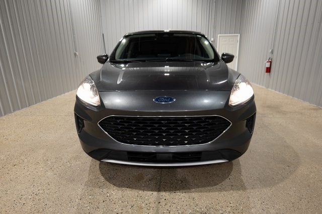 Used 2020 Ford Escape SE with VIN 1FMCU9G64LUA77821 for sale in Middlebury, IN