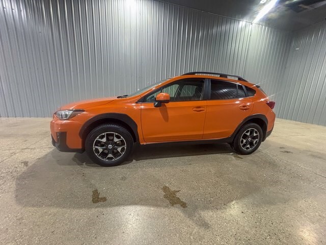2018 Subaru Crosstrek 2.0i Premium photo 2