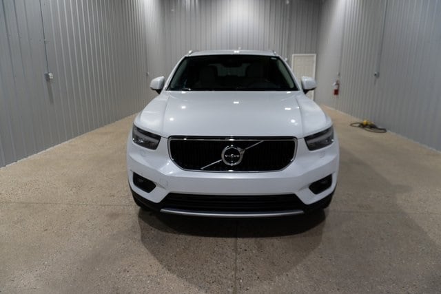 Used 2021 Volvo XC40 Momentum with VIN YV4162UK0M2556455 for sale in Middlebury, IN