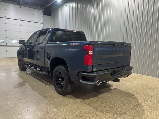 2019 Chevrolet Silverado Trail Boss LT photo 3