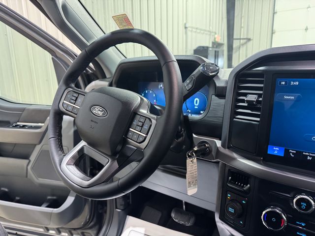 2025 Ford F-150 XLT - Photo 14