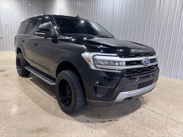 2022 Ford Expedition XLT photo 3