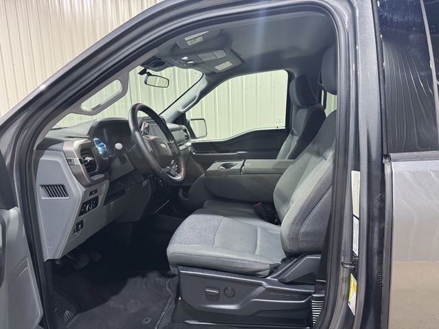 2025 Ford F-150 XLT - Photo 11