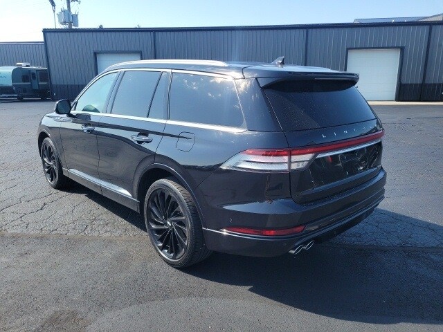2022 Lincoln Aviator Reserve photo 2