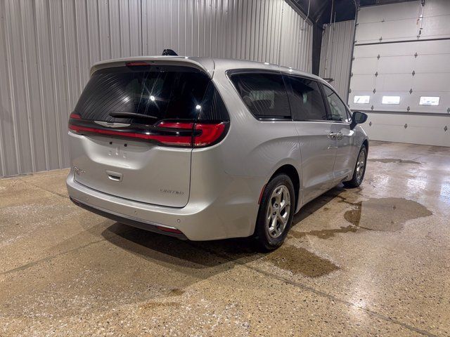 2024 Chrysler Pacifica Limited - Photo 6