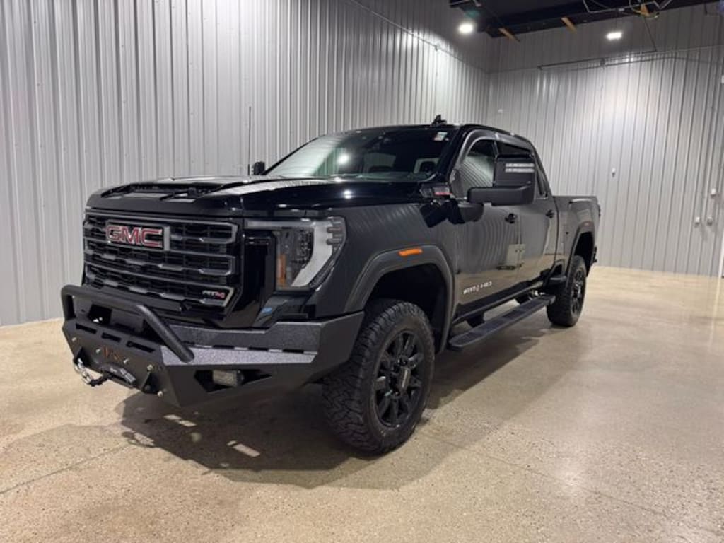 Used 2024 GMC Sierra 2500HD AT4 Truck