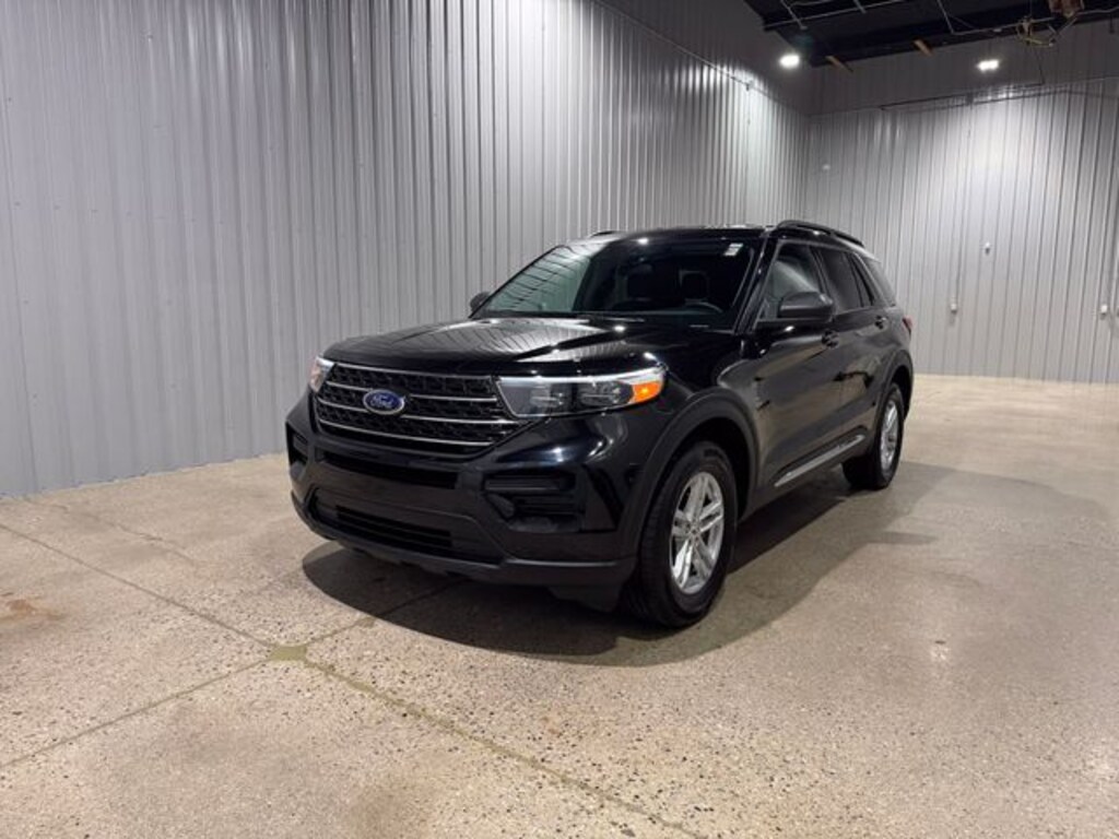 Used 2024 Ford Explorer XLT SUV