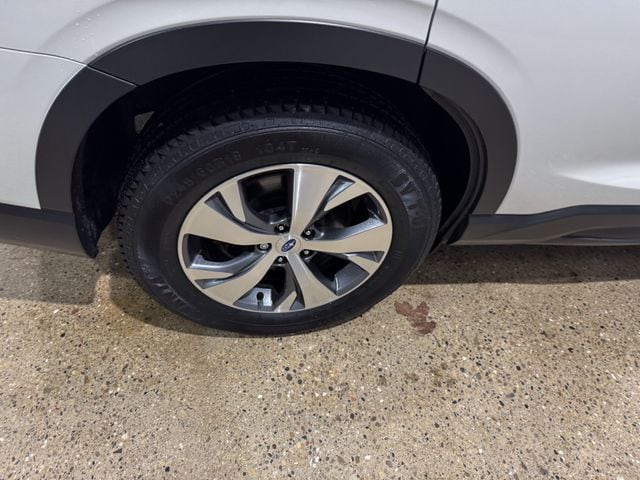 2023 Subaru Ascent Premium - Photo 31