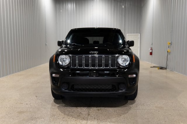 Used 2020 Jeep Renegade Sport with VIN ZACNJBAB3LPL42746 for sale in Middlebury, IN