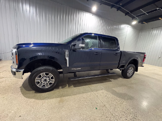 Used 2023 Ford F-250SD Lariat Truck