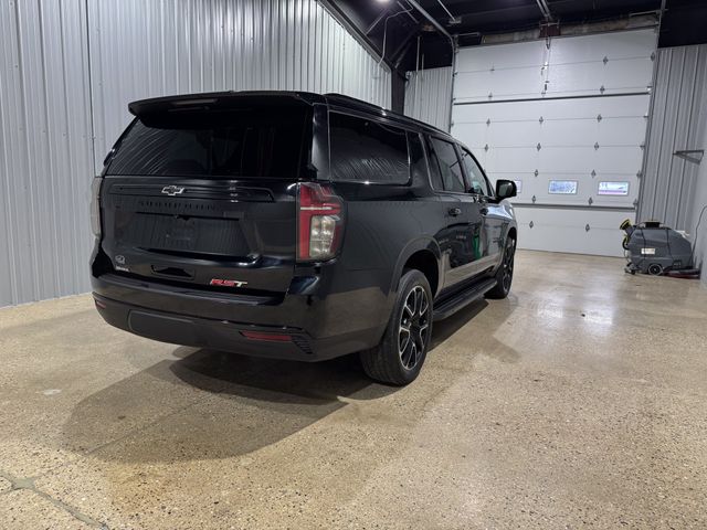 2024 Chevrolet Suburban RST - Photo 6