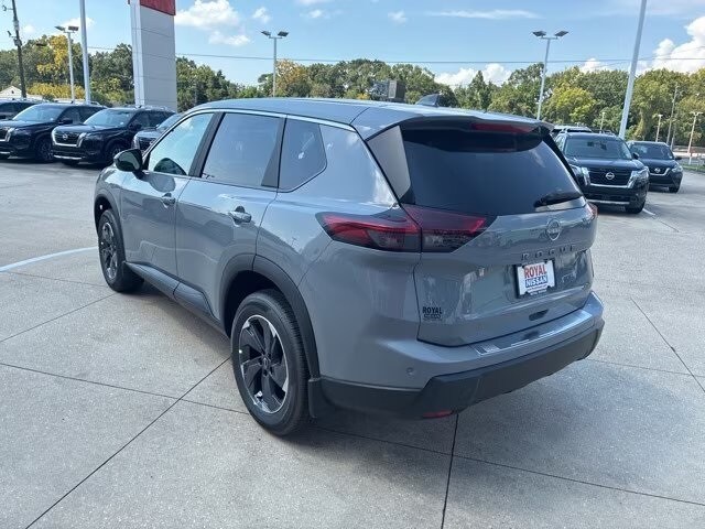 2026 Nissan Rogue SV photo 4