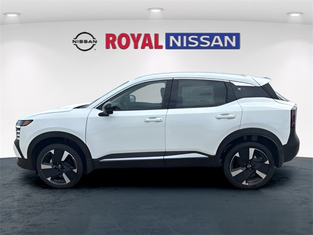 2026 Nissan Kicks SR photo 3