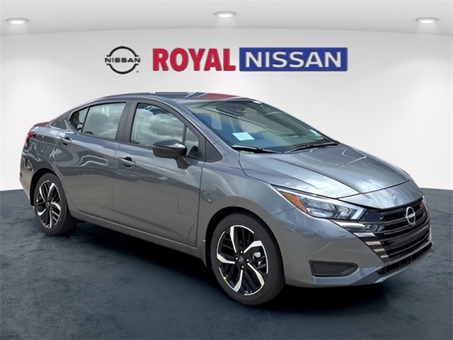 2025 Nissan Versa Sedan SR's photo