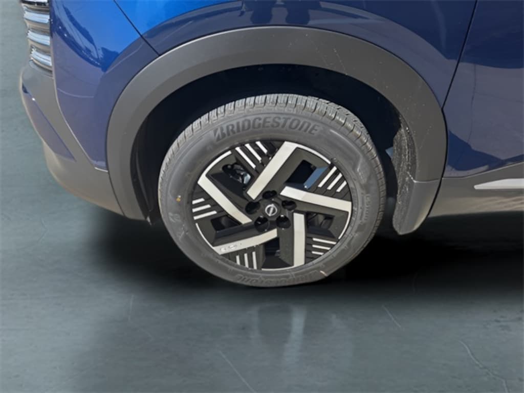 New 2026 Nissan Kicks SV SUV