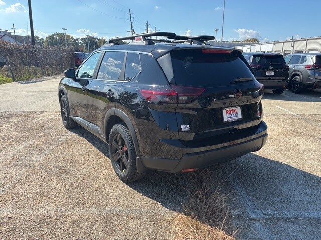 2026 Nissan Rogue SV photo 4