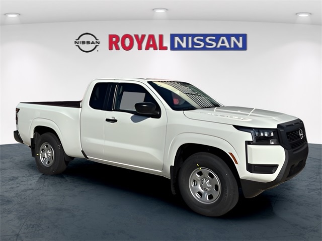 2026 Nissan Frontier S's photo