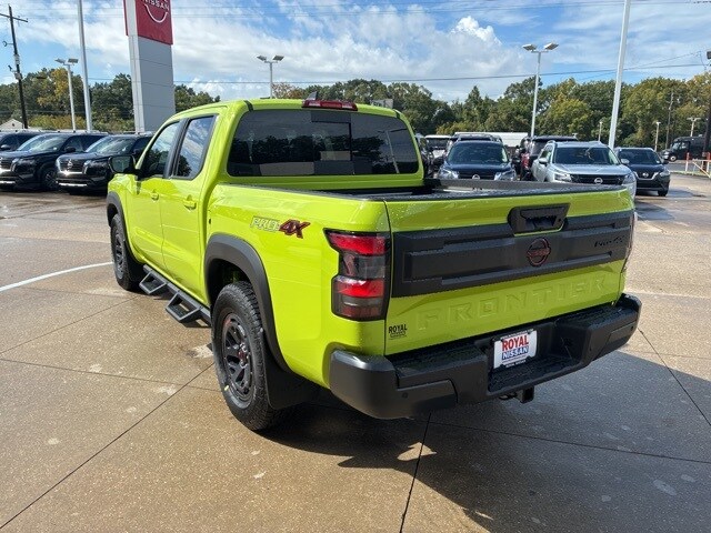 2026 Nissan Frontier PRO-4X photo 4