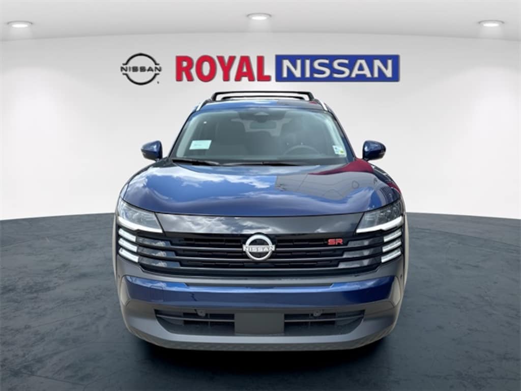 New 2025 Nissan Kicks SR SUV