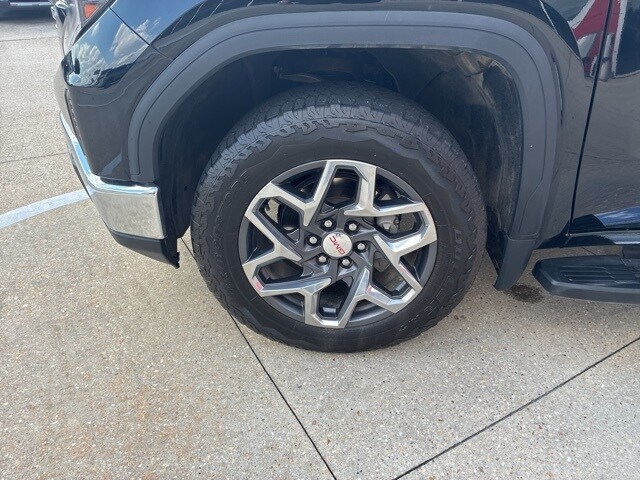 2024 Gmc Sierra 1500 SLT photo 4