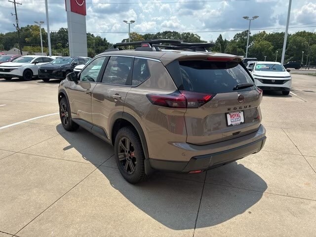 2026 Nissan Rogue SV photo 2