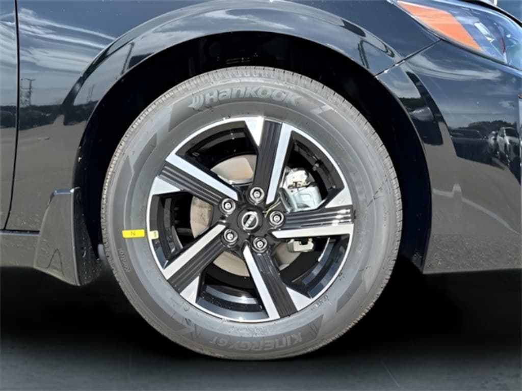 New 2025 Nissan Sentra SV Sedan