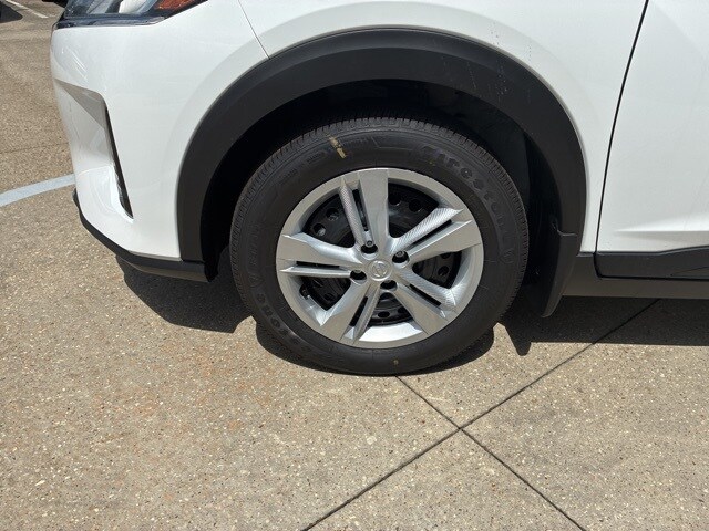 2025 Nissan Kicks Play S photo 3
