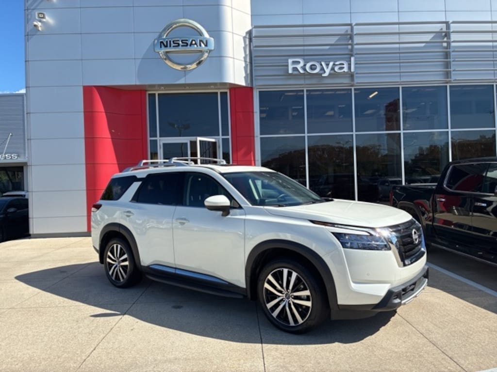 Certified 2024 Nissan Pathfinder Platinum SUV