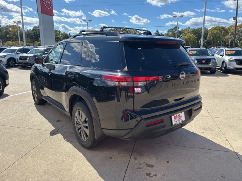 New 2025 Nissan Pathfinder SV SUV