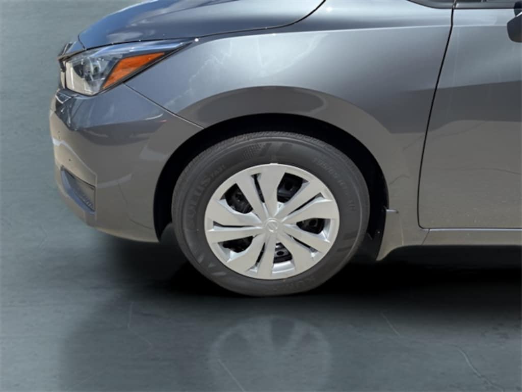 New 2025 Nissan Versa 1.6 S Sedan