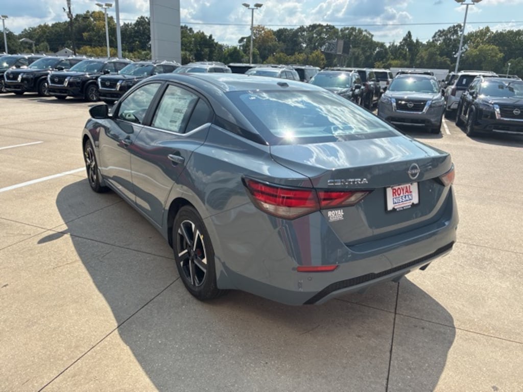 New 2025 Nissan Sentra SV Sedan