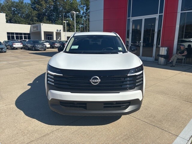 2026 Nissan Kicks SV photo 2