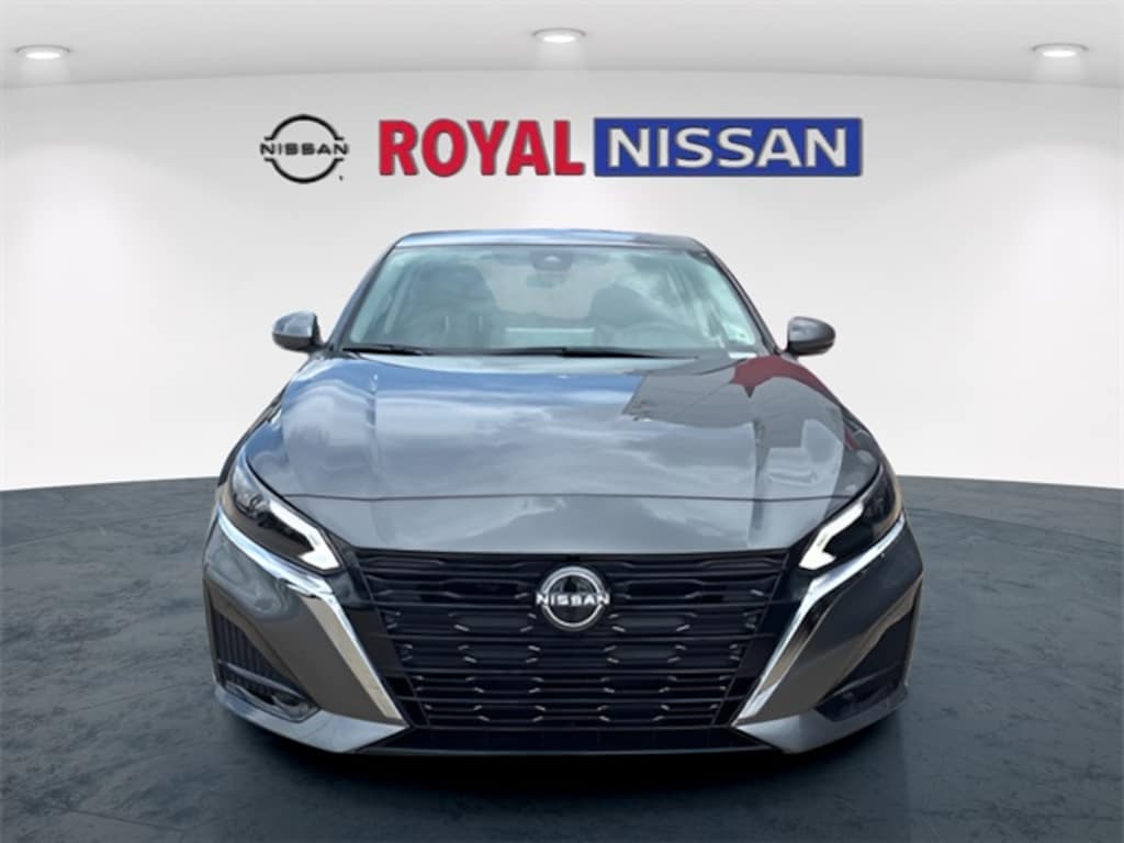 New 2025 Nissan Altima 2.5 SL Sedan