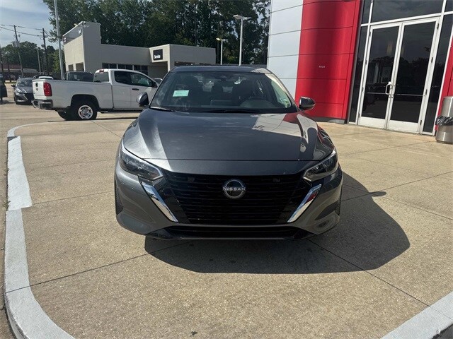2025 Nissan Sentra SV photo 2