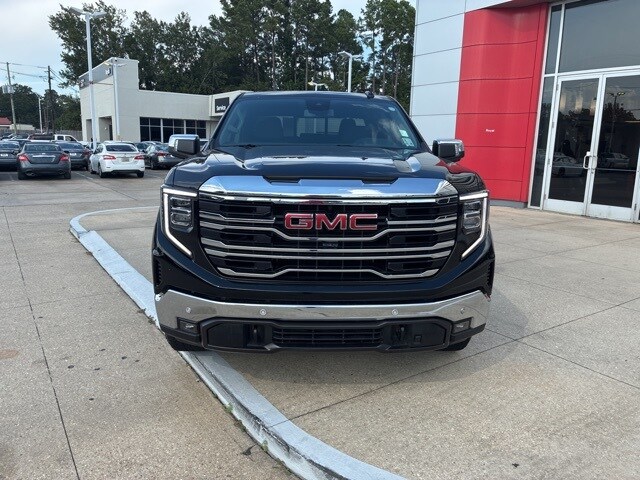 2024 Gmc Sierra 1500 SLT photo 2