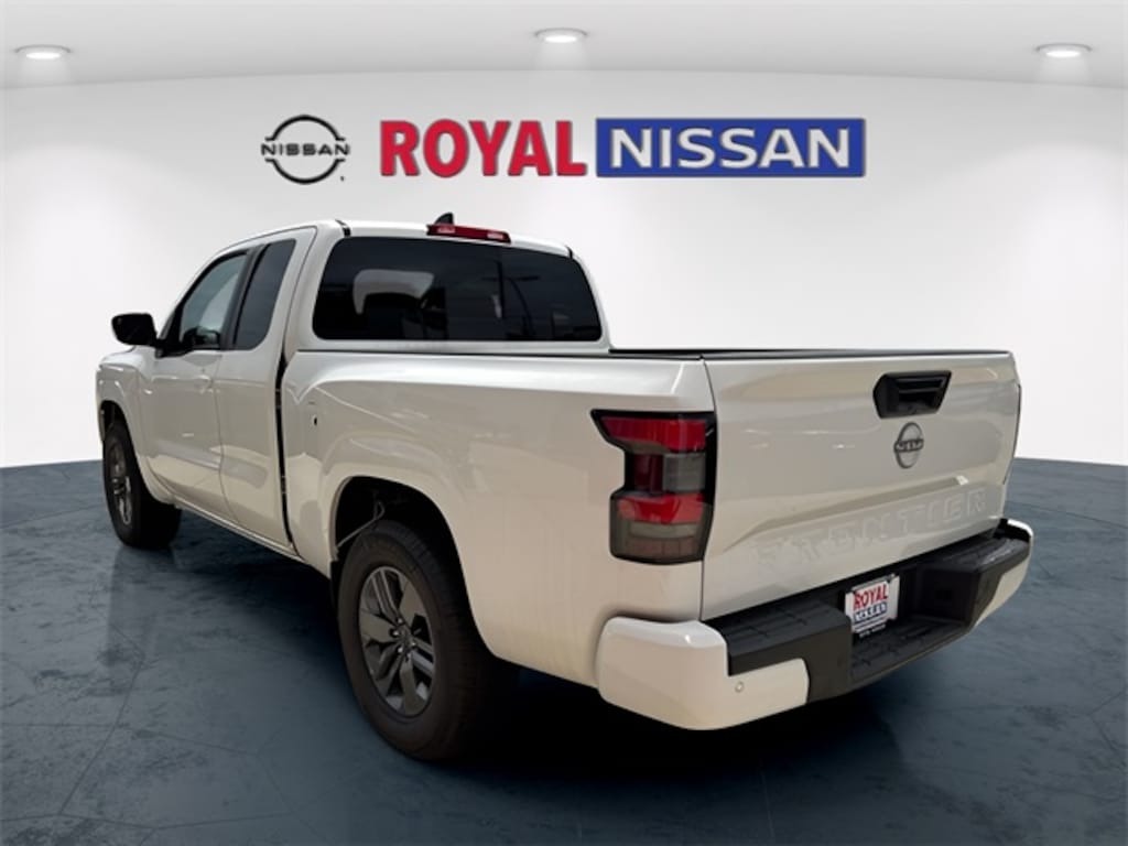 New 2025 Nissan Frontier SV Truck
