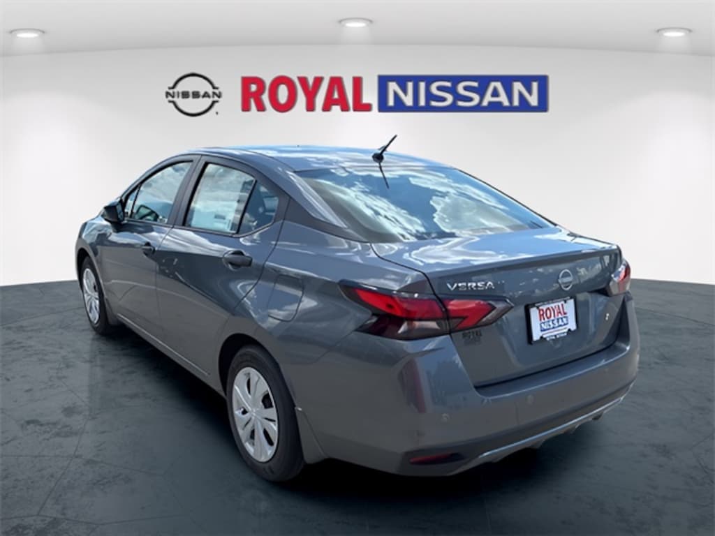 New 2025 Nissan Versa 1.6 S Sedan