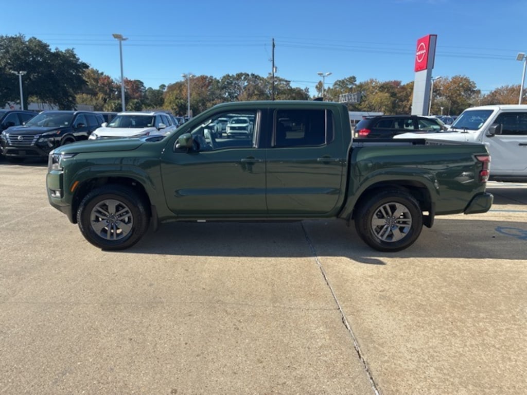 New 2025 Nissan Frontier SV Truck