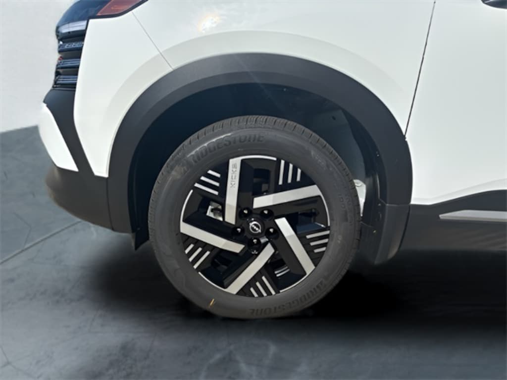 New 2026 Nissan Kicks SV SUV