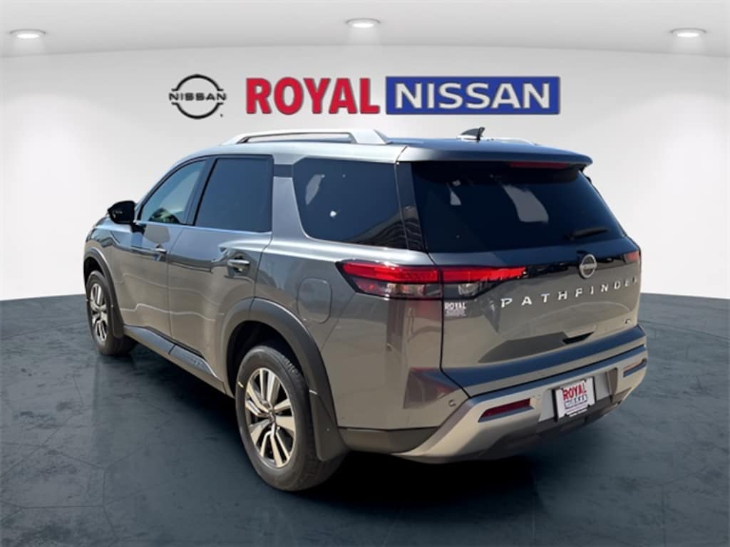 New 2025 Nissan Pathfinder SL SUV