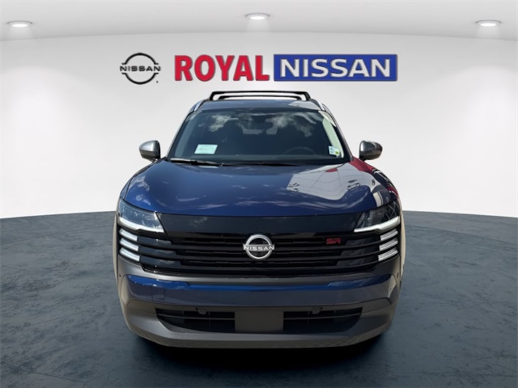 New 2025 Nissan Kicks SR SUV