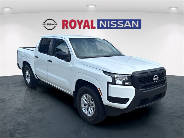 2025 Nissan Frontier S's photo